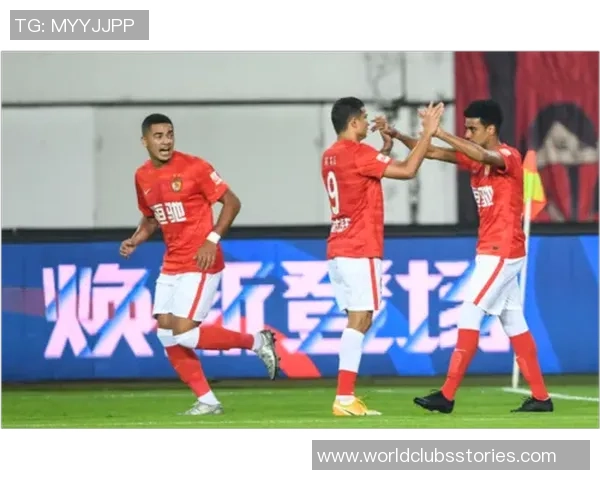 恒大与亚泰激战正酣CCTV全程直播精彩瞬间回顾